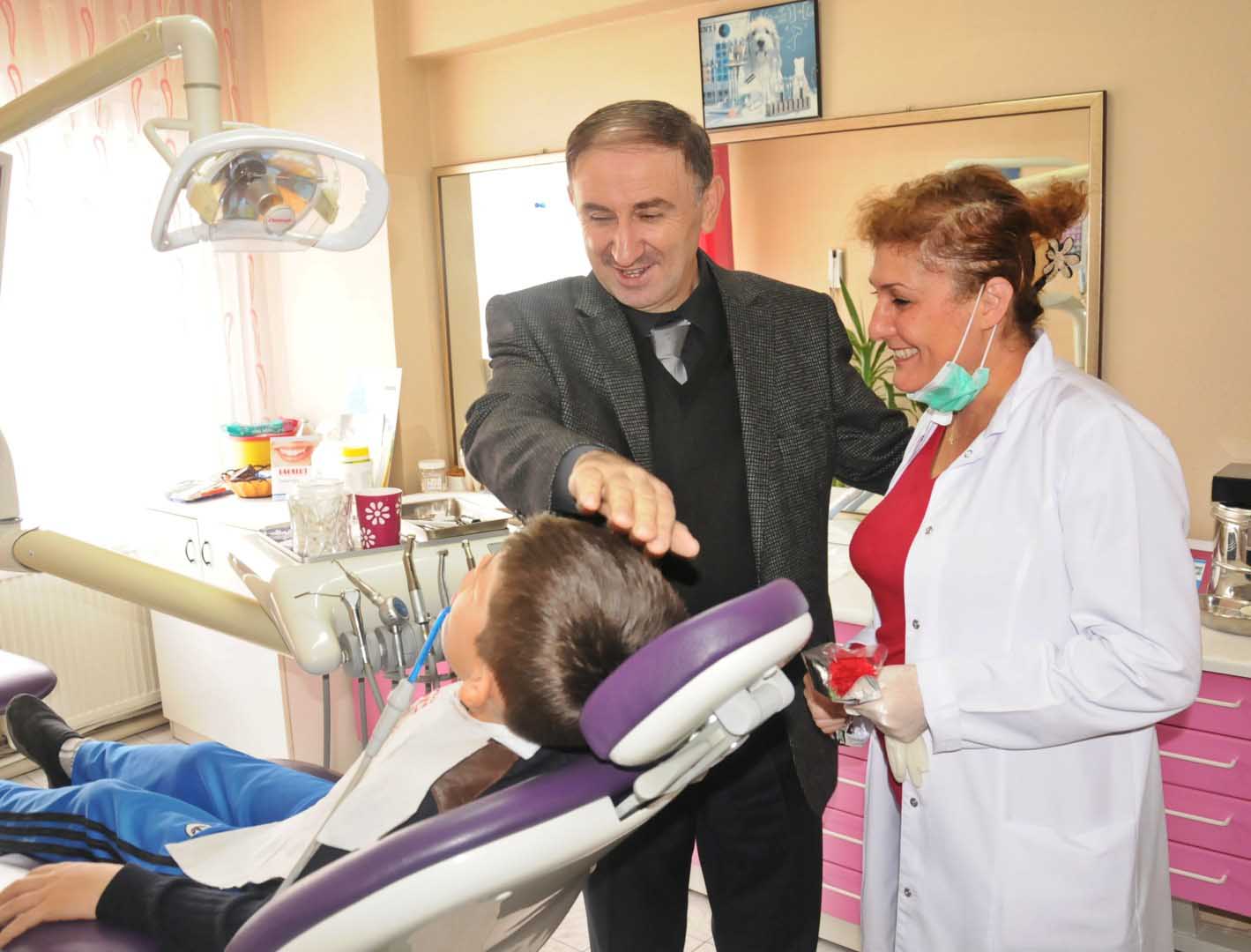 Başkan Kurtulan’dan diş hekimlerine ziyaret 