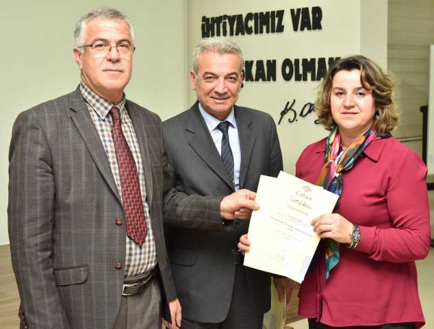 Belediye personeline sertifika 