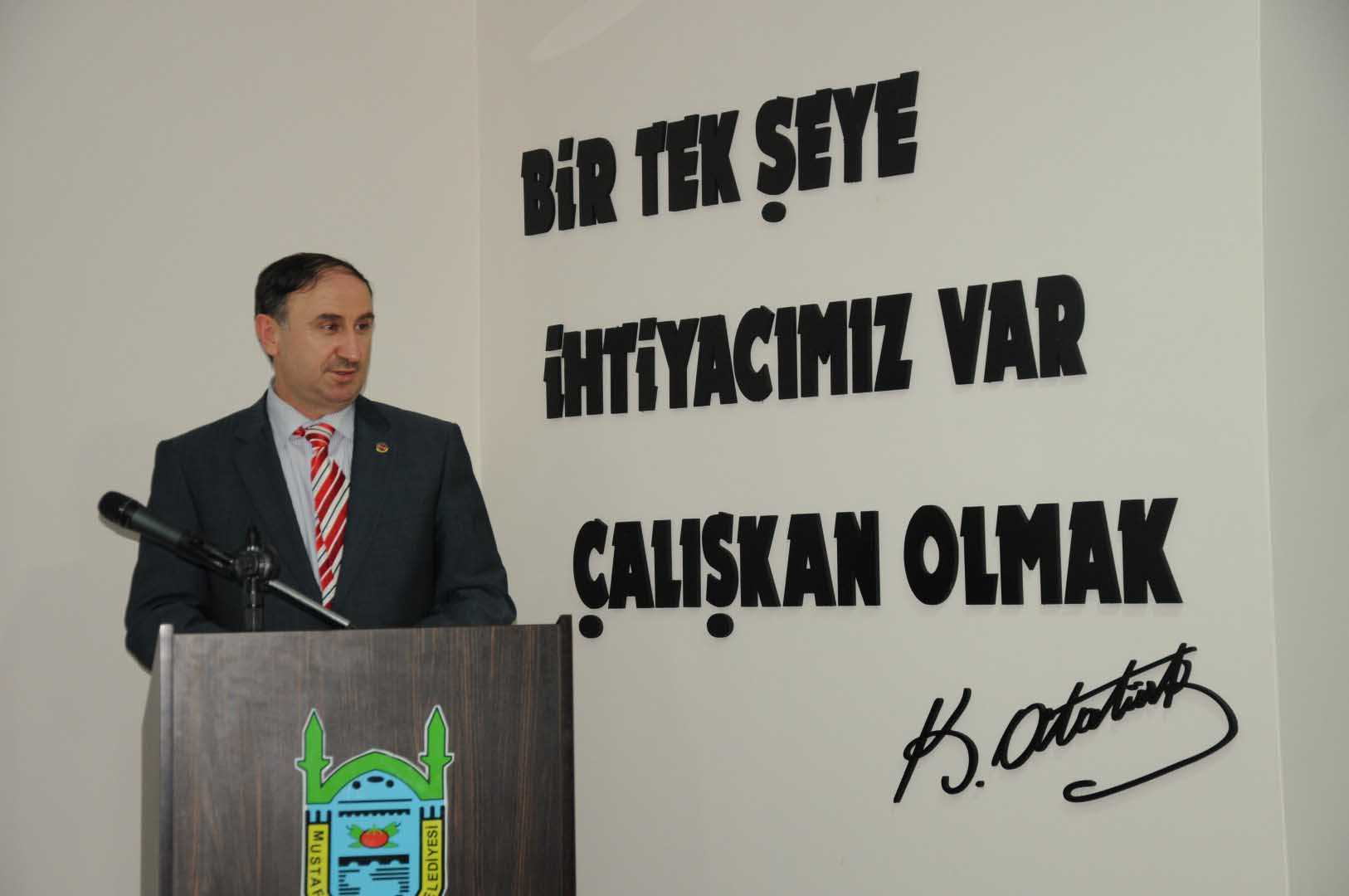 Belediye’den ‘İstiklal Marşı ve Mehmet Akif’ programı 